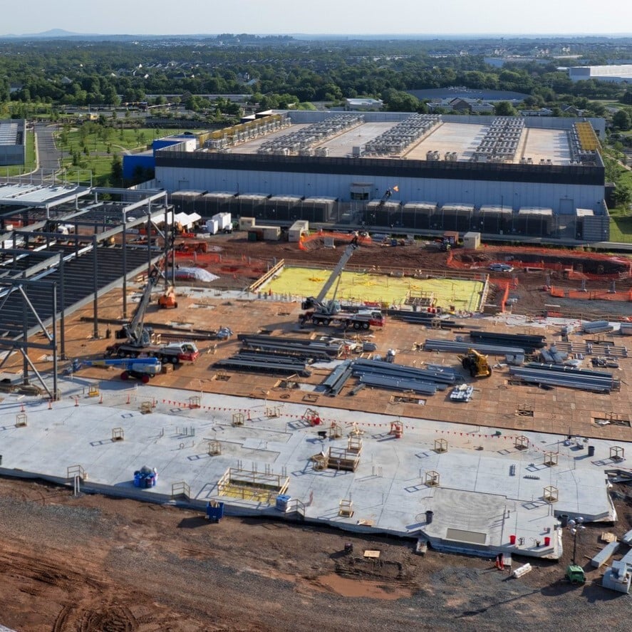 data center cropped 2